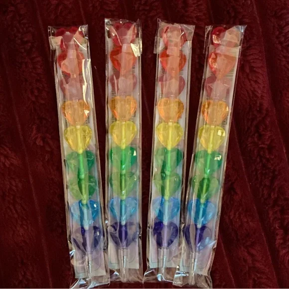 Bundle of 4 Rainbow Heart Topper Pens— Multicolor Heart Pens - Picture 2 of 3